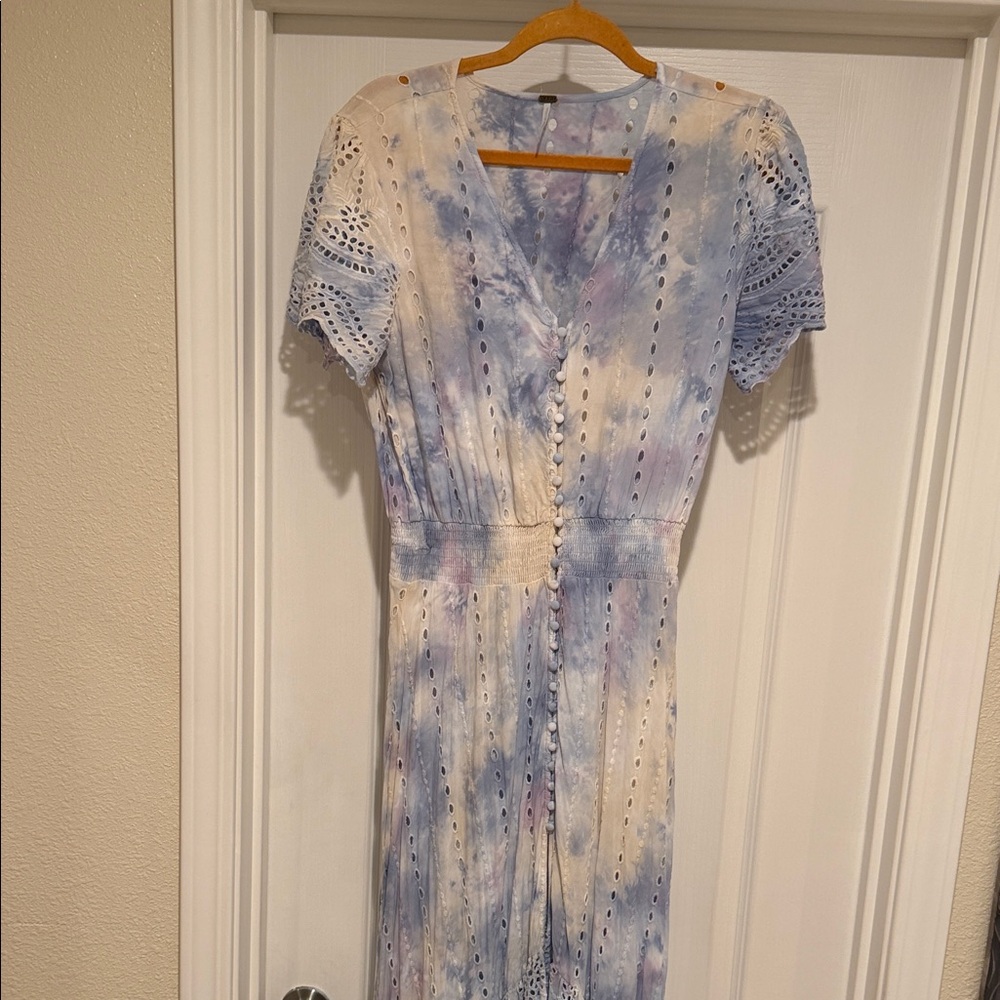 YFB Young Fabulous & Broke Costa
Maxi Dress M Tie Dye Eyelet Lace - Picture 3 of 12
